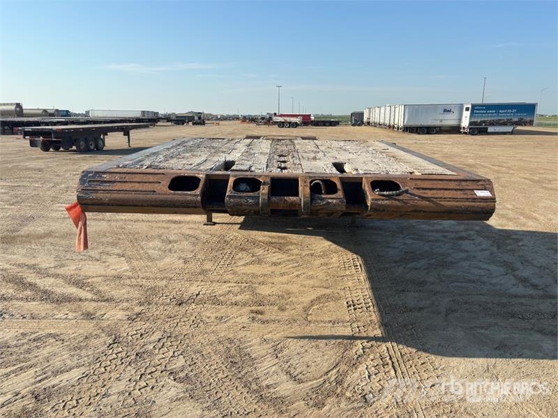Matrixx 55 ft Tri/A Folding Neck Trailer Низкорамные прицепы