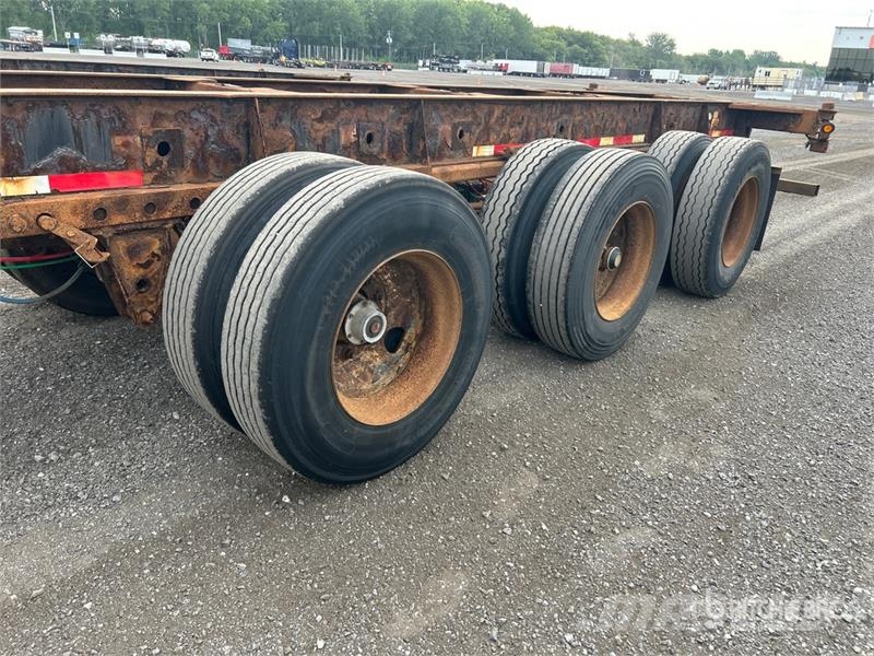 Max Atlas 40 ft Tri/A Extendable Container Trailer 货柜车