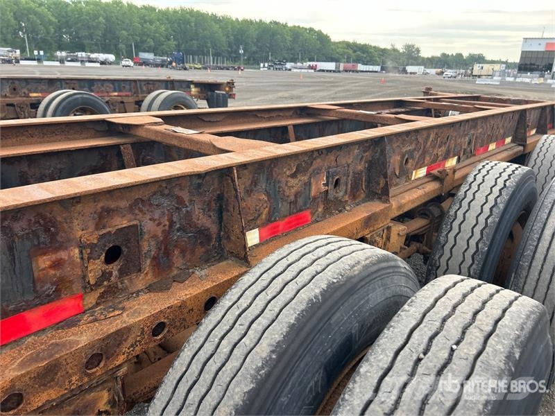 Max Atlas 40 ft Tri/A Extendable Container Trailer 货柜车