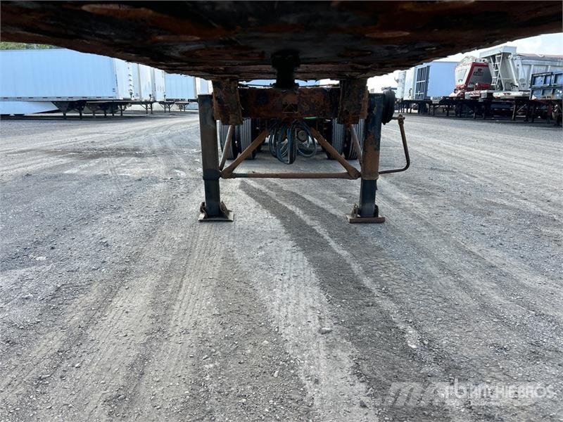 Max Atlas 40 ft Tri/A Extendable Container Trailer Containerhenger