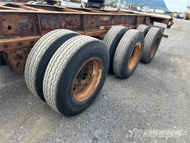 Max Atlas 40 ft Tri/A Extendable Container Trailer Remolques portacontenedores