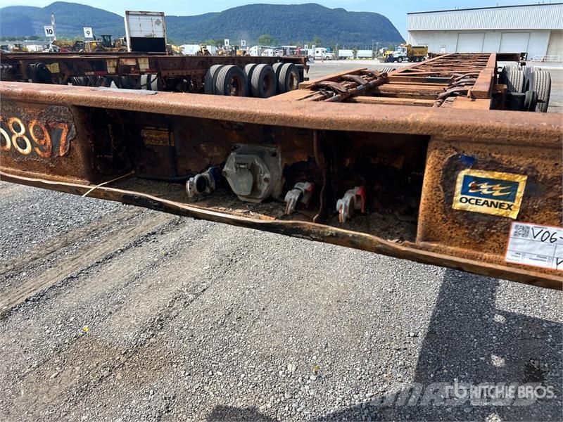 Max Atlas 40 ft Tri/A Extendable Container Trailer Remolques portacontenedores