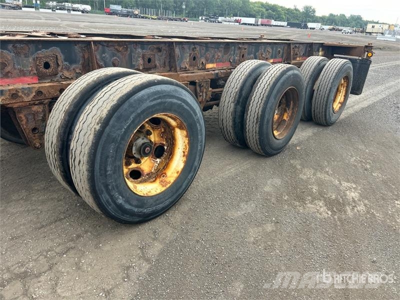 Max Atlas 40 ft Tri/A Extendable Container Trailer 货柜车