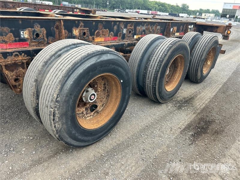 Max Atlas 40 ft Tri/A Extendable Container Trailer 货柜车
