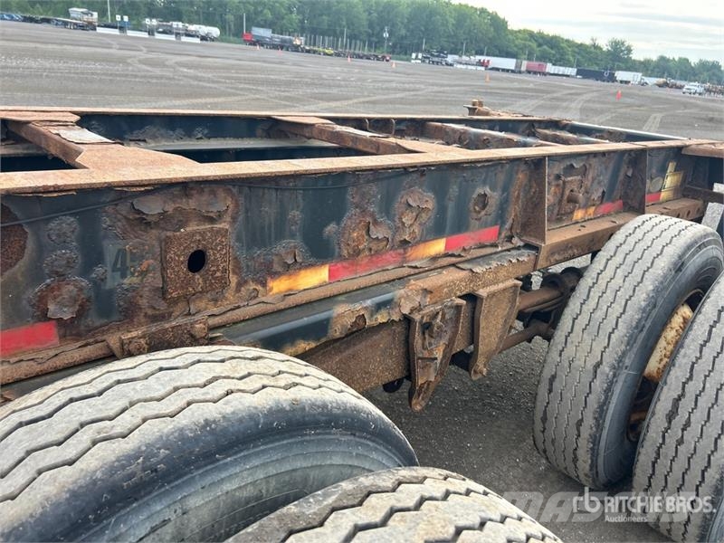 Max Atlas 40 ft Tri/A Extendable Container Trailer 货柜车
