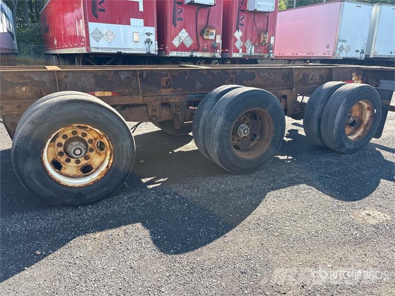 Max Atlas 40 ft Tri/A Extendable Container Trailer Remolques portacontenedores