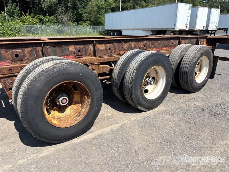 Max Atlas 40 ft Tri/A Extendable Container Trailer مقطورات حاويات