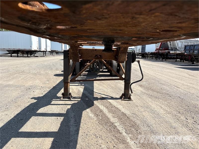 Max Atlas 40 ft Tri/A Extendable Container Trailer مقطورات حاويات