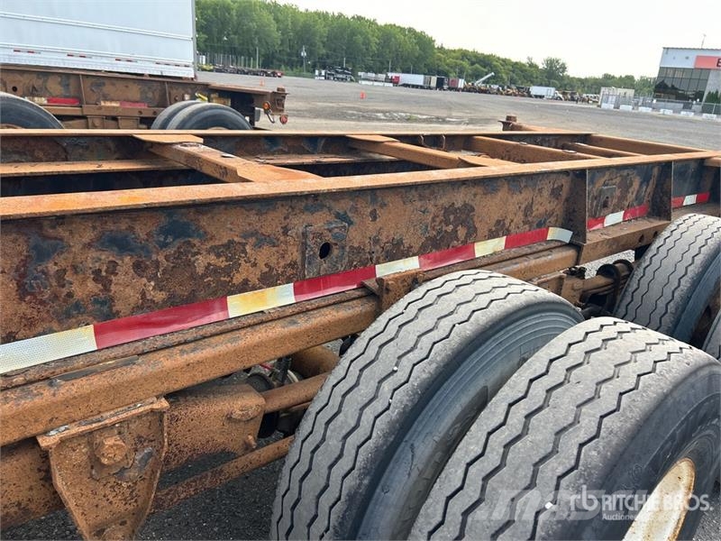 Max Atlas 40 ft Tri/A Extendable Container Trailer Remolques portacontenedores