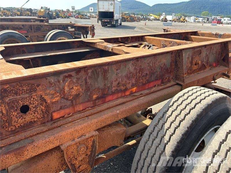 Max Atlas 40 ft Tri/A Extendable Container Trailer Remolques portacontenedores