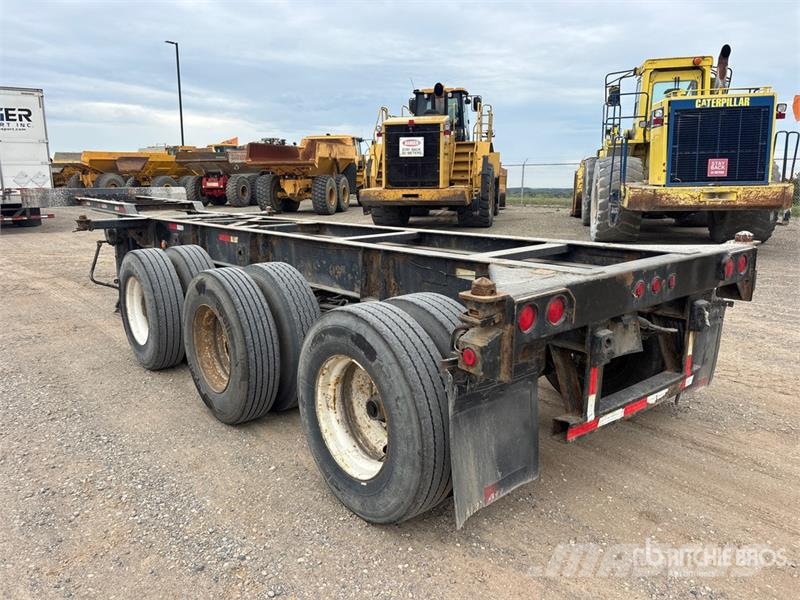 Max Atlas Tri/A Container Trailer Containerframe/Skiploader trailers