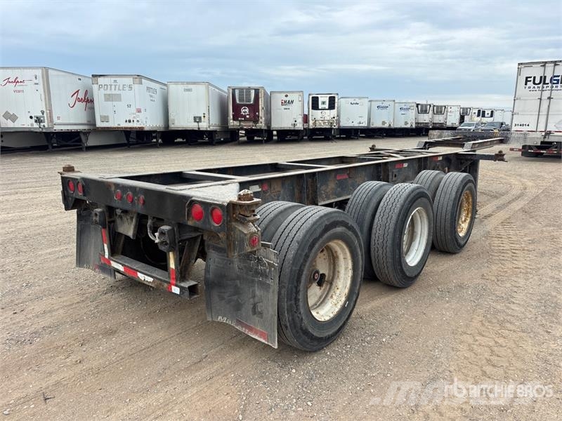 Max Atlas Tri/A Container Trailer Containerframe/Skiploader trailers