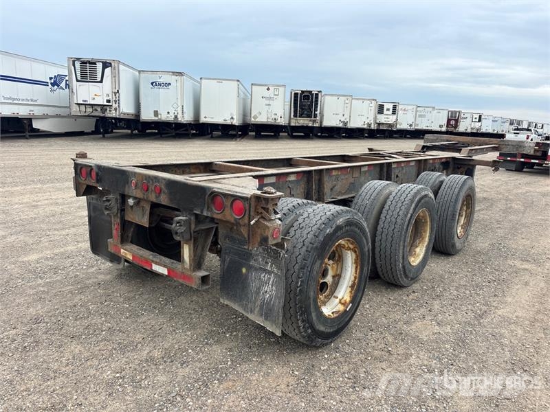 Max Atlas Tri/A Container Trailer Containerframe/Skiploader trailers