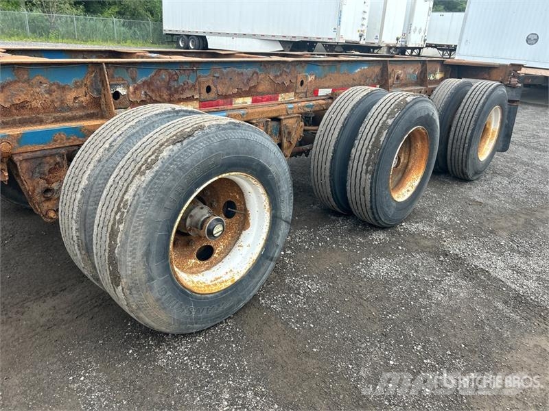 Max Atlas Tri/A Extendable Container Trailer Kontajnerové prívesy