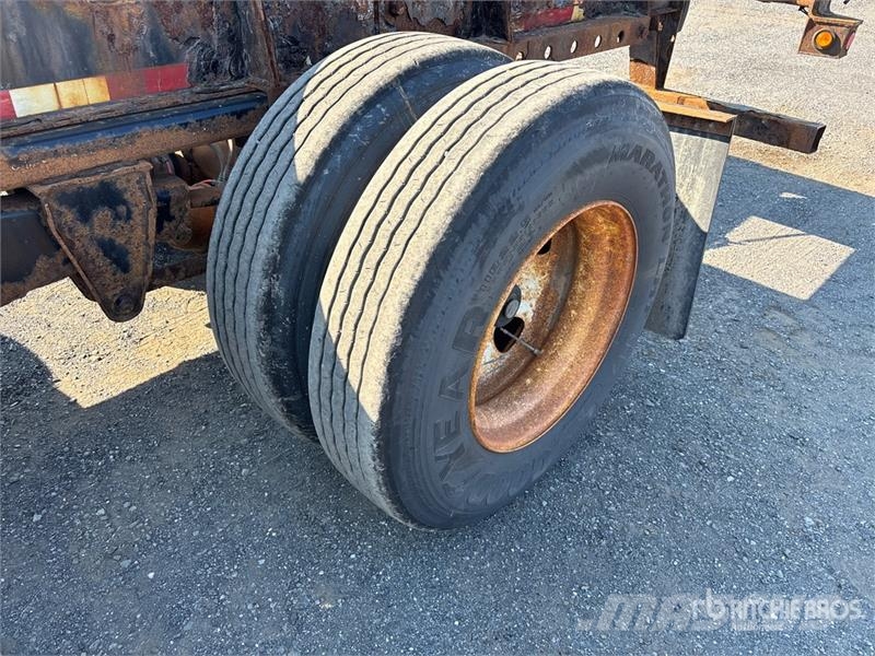 Max Atlas Tri/A Extendable Container Trailer Remolques portacontenedores