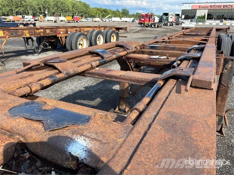 Max Atlas Tri/A Extendable Container Trailer Remolques portacontenedores