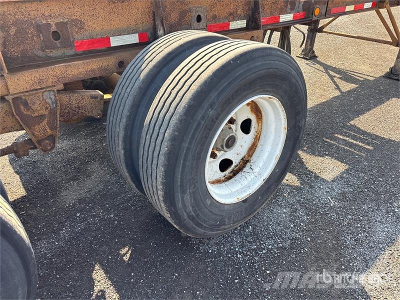 Max Atlas Tri/A Extendable Container Trailer Remolques portacontenedores