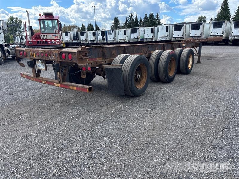 Max Atlas Tri/A Extendable Container Trailer 貨櫃框架拖車