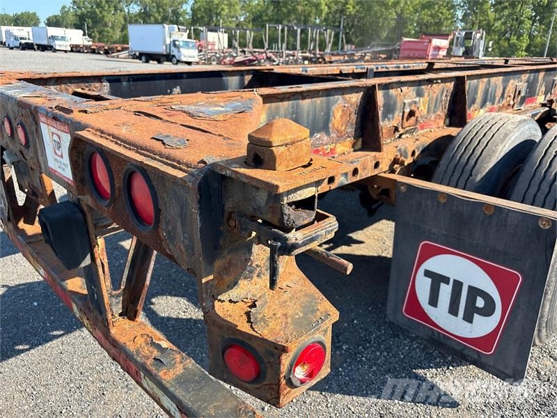 Max Atlas Tri/A Extendable Container Trailer Remolques portacontenedores