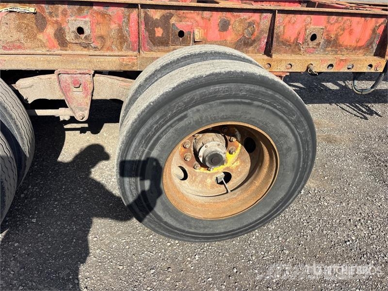  Max-Atlas Tri/A Extendable Container Trailer Kontejnerske prikolice