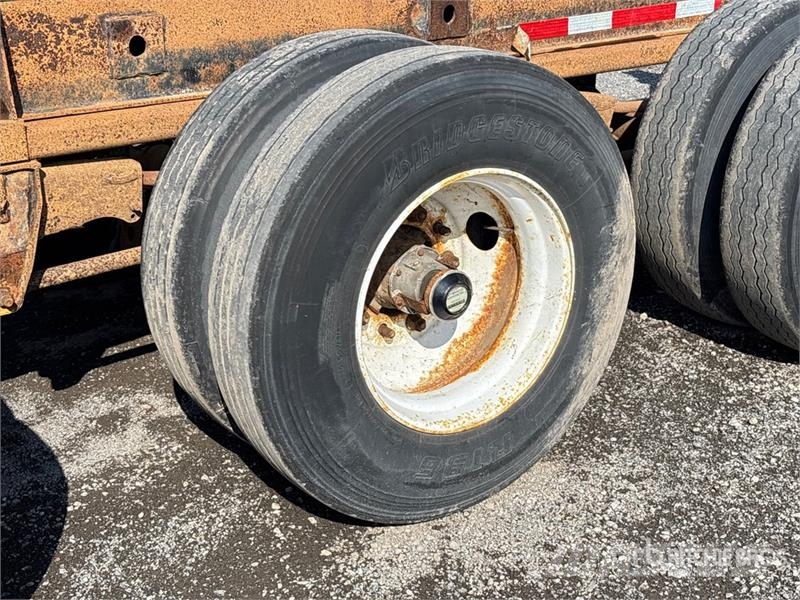 Max Atlas Tri/A Extendable Container Trailer Remolques portacontenedores