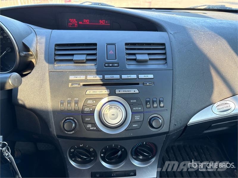 Mazda 3 Automobile Коли
