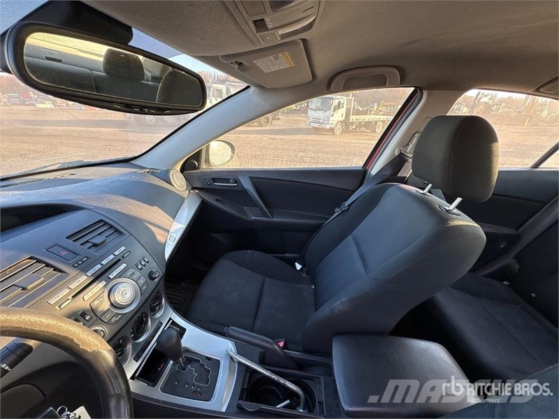 Mazda 3 Automobile Henkilöautot