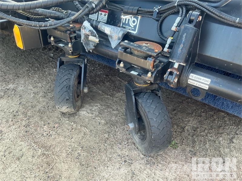 MB Trac Companies Inc 180 in Sweeper Attachment Četke