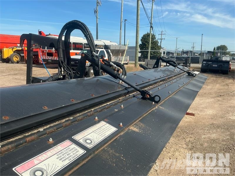 MB Trac Companies Inc 180 in Sweeper Attachment Četke