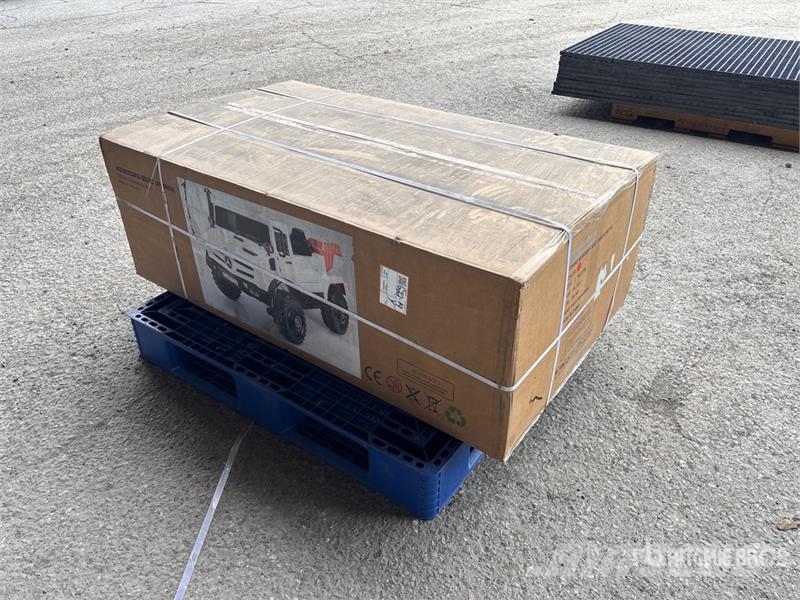 MB Trac Unimog Ride-On Cart (Unused) Sonstige Baumaschinen