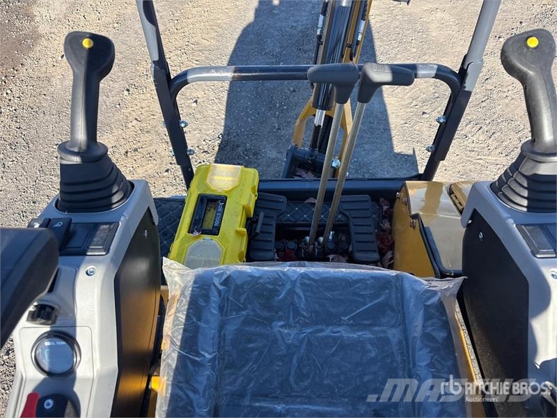  ME20-YELLOW Yanmar Diesel Mini Excavator (Unused) حفارات صغيرة أقل من 7 طن (حفارات صغيرة)