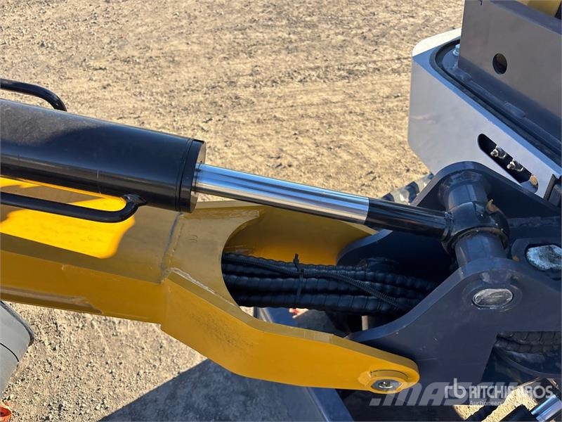  ME20-YELLOW Yanmar Diesel Mini Excavator (Unused) حفارات صغيرة أقل من 7 طن (حفارات صغيرة)