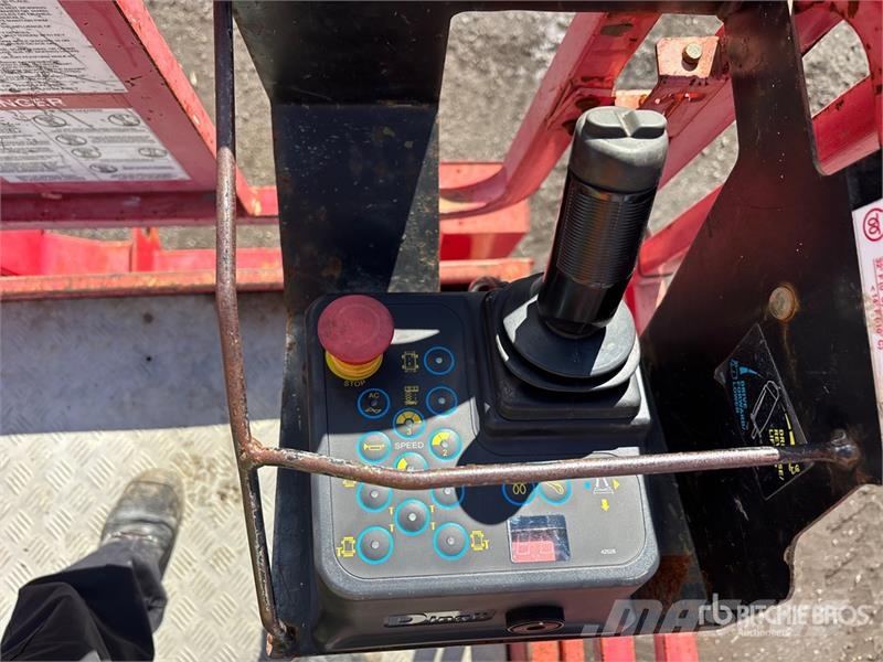 MEC 3369RT 4x4 Diesel Scissor Lift Scissor lifts