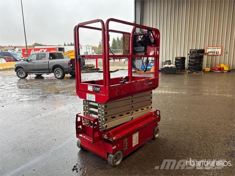 MEC Micro 19 Electric Scissor Lift Saxlifte