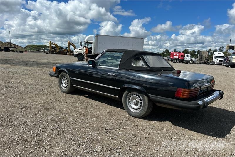Mercedes-Benz 380 Convertible Cars