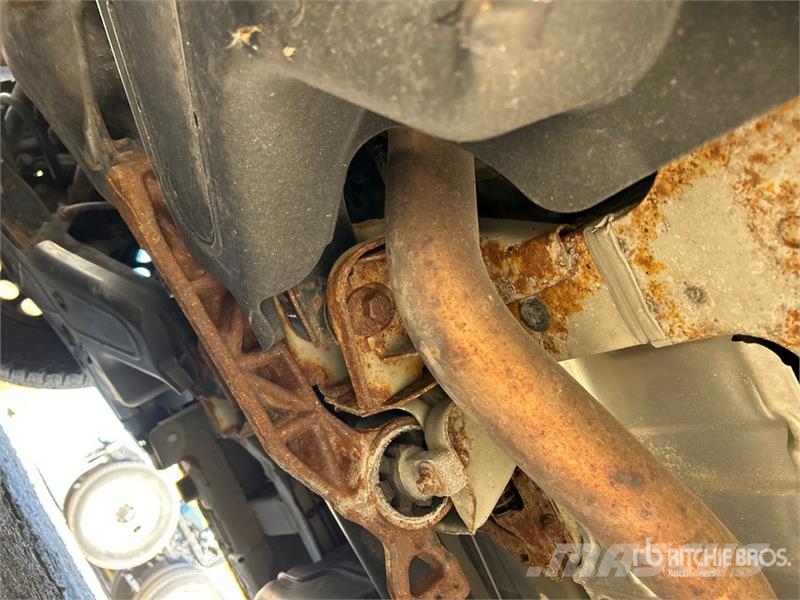 Mercedes-Benz Metris Cargo Van 廂式貨物運輸車