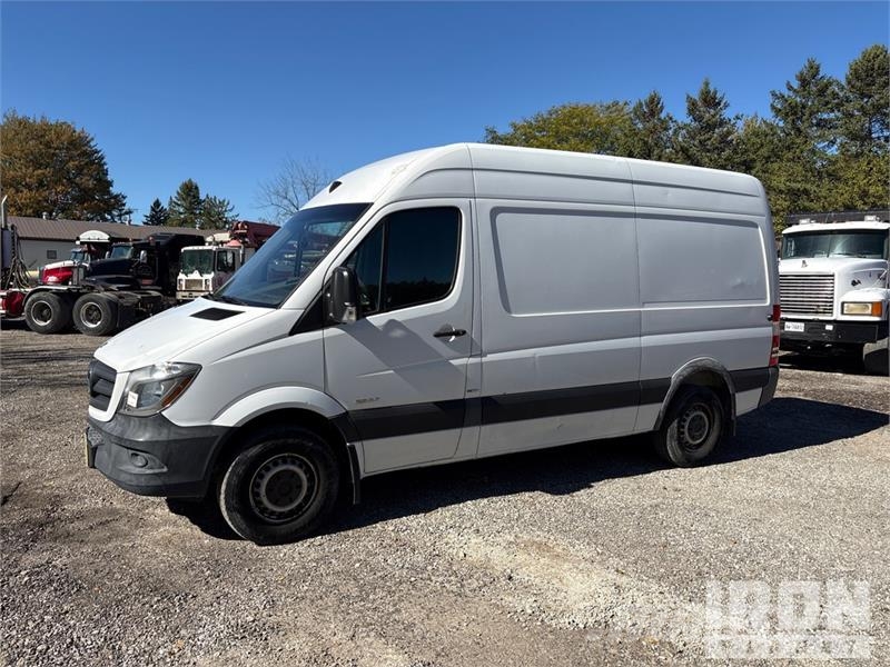 Mercedes-Benz Sprinter 2500 S/A Cargo Van Dostavna vozila / kombiji