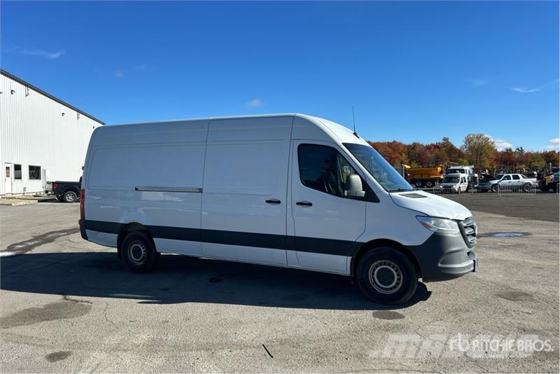 Mercedes-Benz Sprinter 3500 Cargo Van Lieferwagen