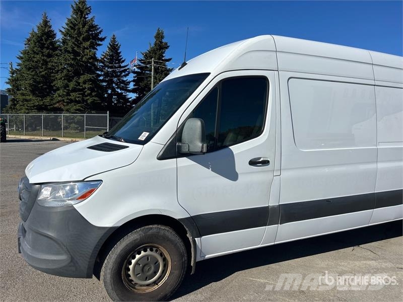 Mercedes-Benz Sprinter 3500 Cargo Van Lieferwagen