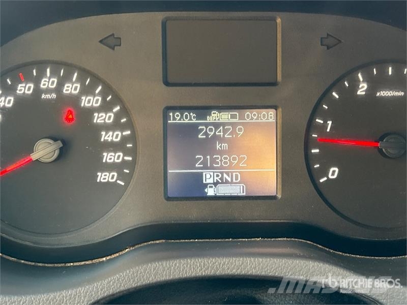 Mercedes-Benz Sprinter 3500 XD 4x2 Utility Truck 皮卡车