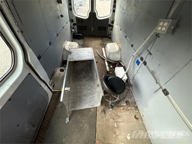 Mercedes-Benz Sprinter 3500 Cargo Van Панельні фургони