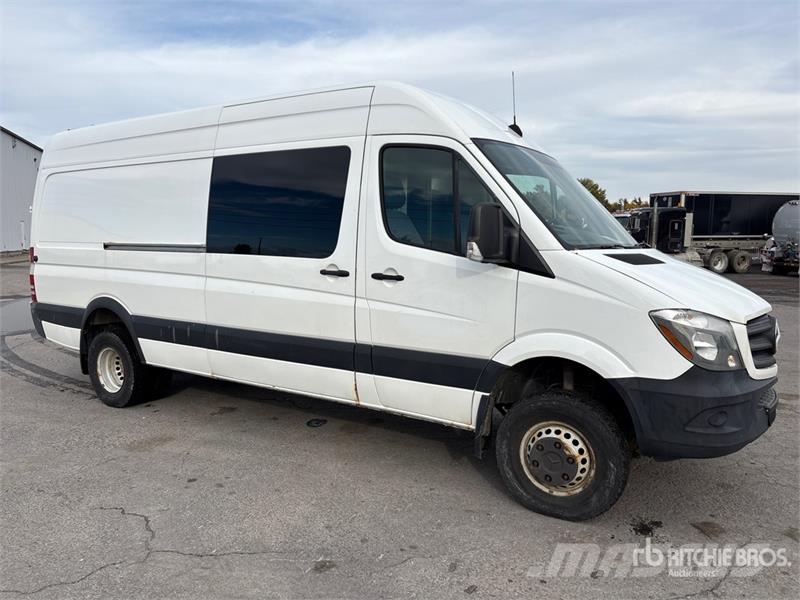 Mercedes-Benz Sprinter 3500 Cargo Van Панельні фургони