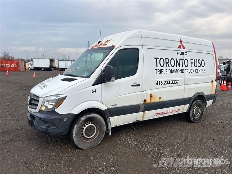 Mercedes-Benz Sprinter 2500 Cargo Van Dostavna vozila / kombiji