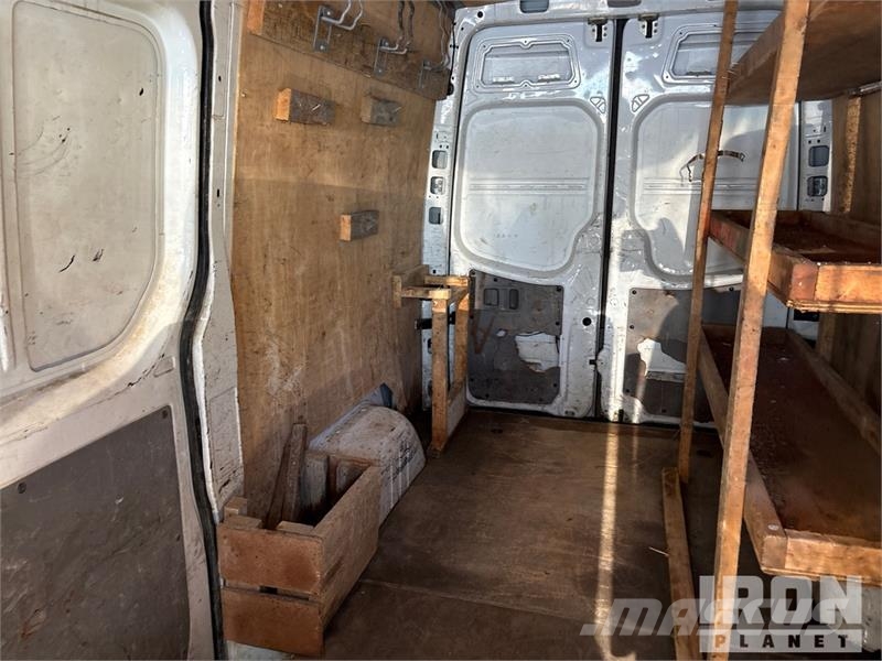 Mercedes-Benz Sprinter 2500 S/A Cargo Van Dostavna vozila / kombiji