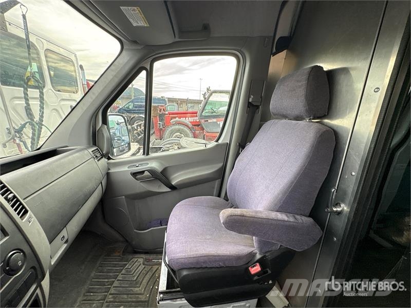 Mercedes-Benz Sprinter 3500 Cargo Van Панельні фургони