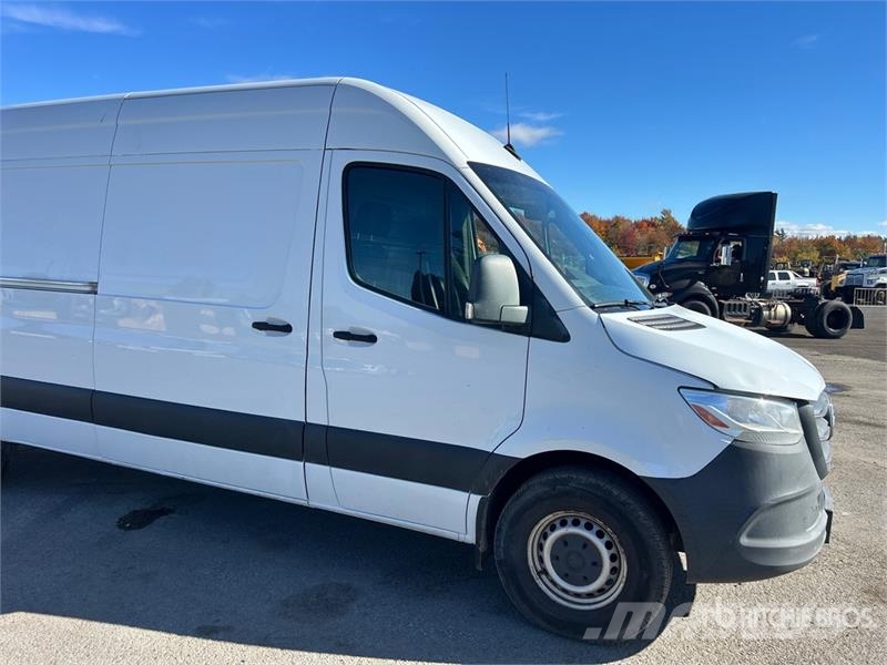 Mercedes-Benz Sprinter 3500 Cargo Van Lieferwagen