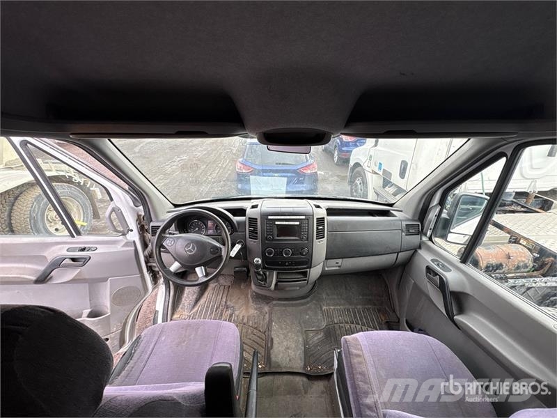 Mercedes-Benz Sprinter 3500 Cargo Van Панельні фургони