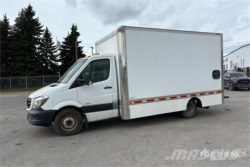 Mercedes-Benz Sprinter 3500 4x2 Utility Truck ピックアップ/ドロップサイド