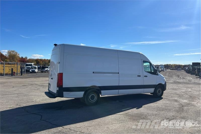 Mercedes-Benz Sprinter 3500 Cargo Van Lieferwagen