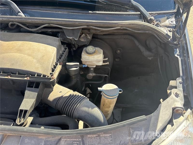 Mercedes-Benz SPRINTER 2500 11 Passenger Van (Inoperable) 大型面包车